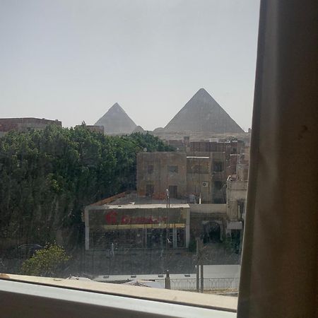 Memphis Pyramids View Hotel Nazlet el-Sîsi Kültér fotó